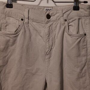 BDG Urban Outfitters Mom Cream Corduroy Pants Size 27